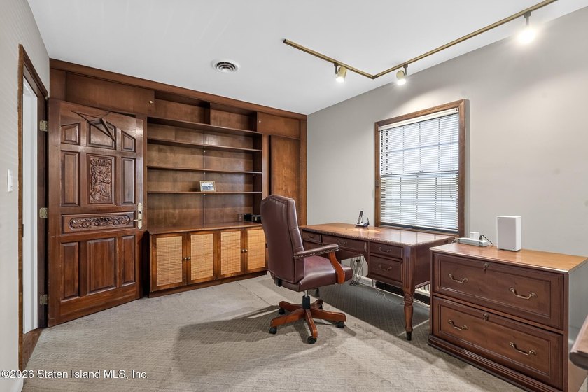 A unique opportunity to own a true extra-large all brick center - photo 14