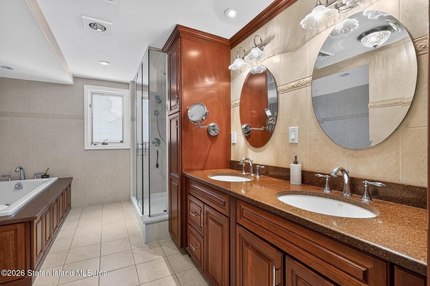 A unique opportunity to own a true extra-large all brick center - photo 16