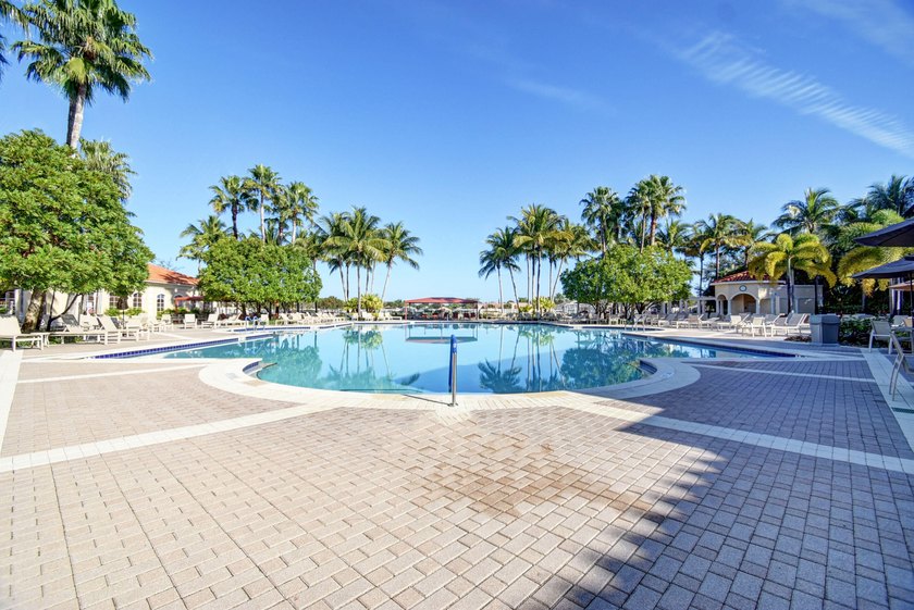 Welcome to this beautifully maintained home in the highly sought - photo 45
