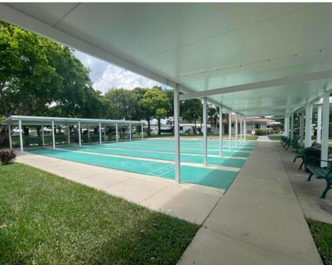Charming 2-bedroom, 2-bath manufactured home located in a - photo 30