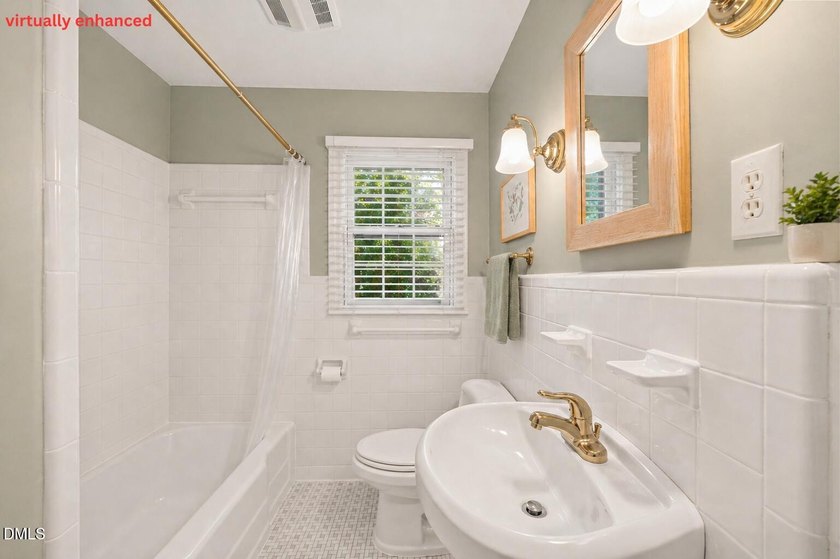 This well-loved ranch offers timeless charm, solid construction - photo 30