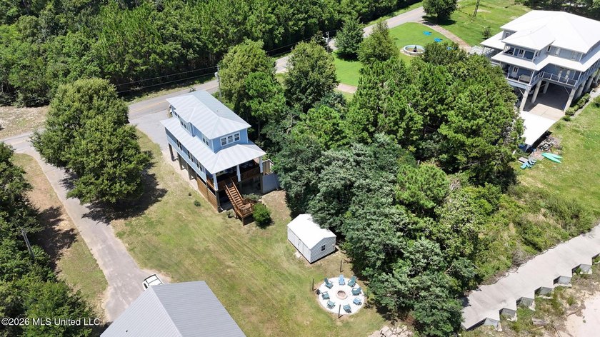 Stunning direct Gulf-front custom home built in 2020 offering - photo 35