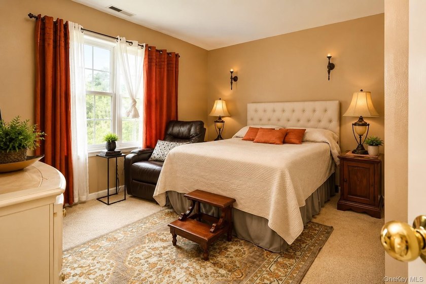 Luxury living in the prestigious gated community of Mansion - photo 36