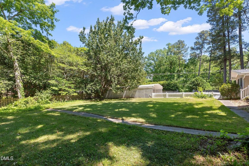 This well-loved ranch offers timeless charm, solid construction - photo 42