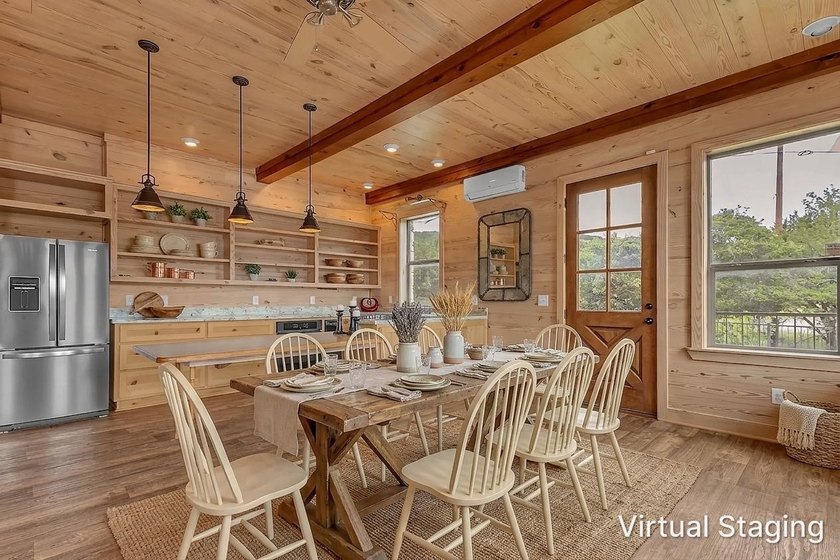 PRICED 35K BELOW PRE-LISTING APPRAISAL!! Experience lakefront - photo 6