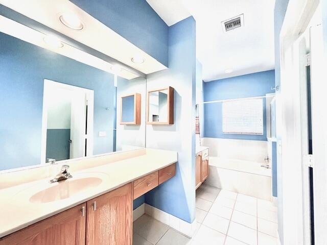 Discover your piece of paradise at 5012 Victoria Circle, located - photo 25