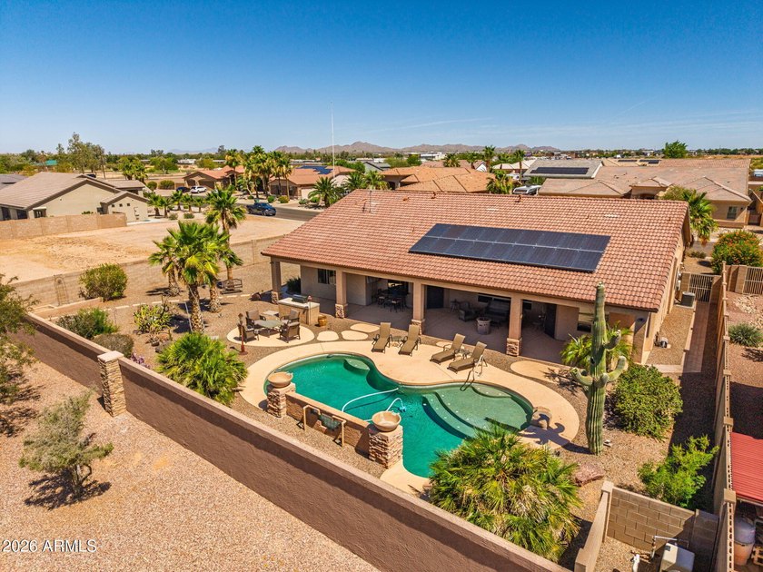 Stunning custom home in the desirable Coyote Ranch community! - photo 6