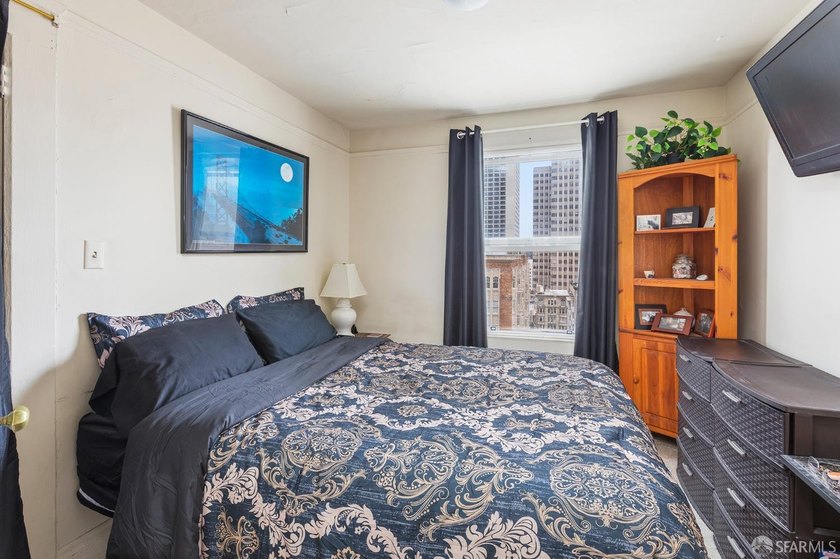 Built in 1913 this 6-unit building in Nob Hill is a fantastic - photo 10