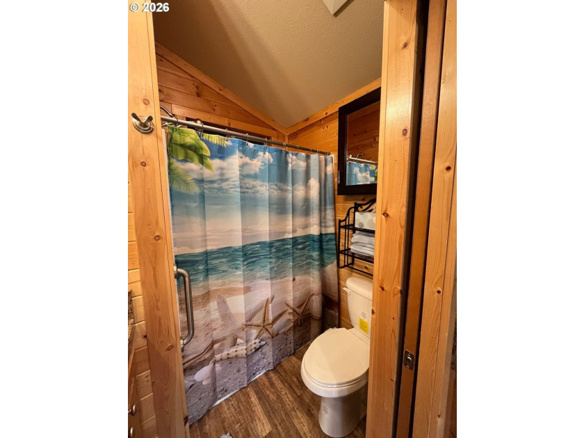 Escape to your own fully furnished retreat just moments from - photo 12