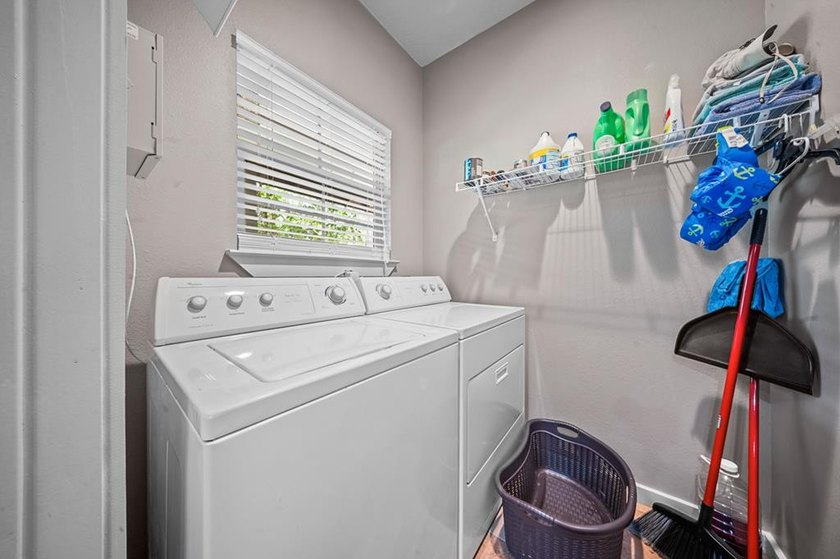 Welcome to your own private retreat in Rayburn Country! Nestled - photo 21