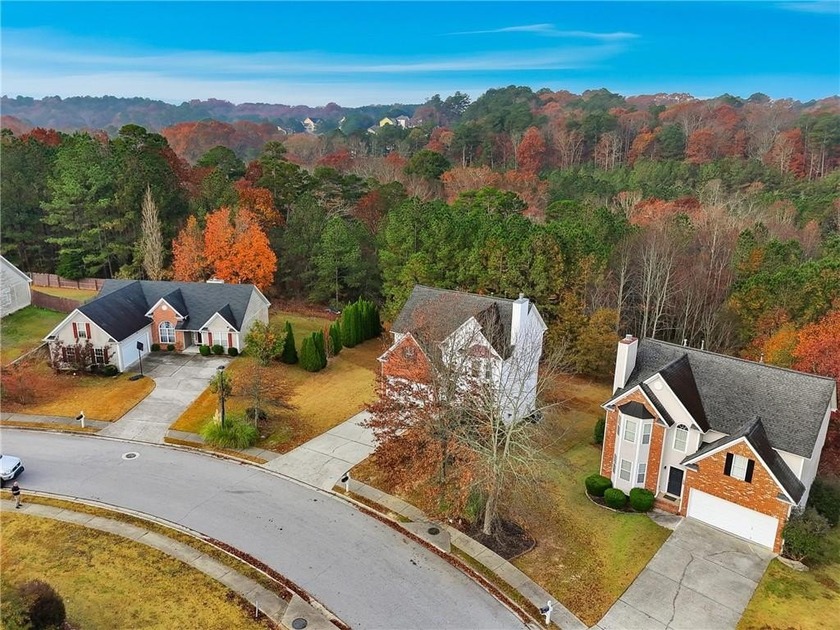 Beautifully renovated and move-in ready, this spacious 6-bedroom - photo 42