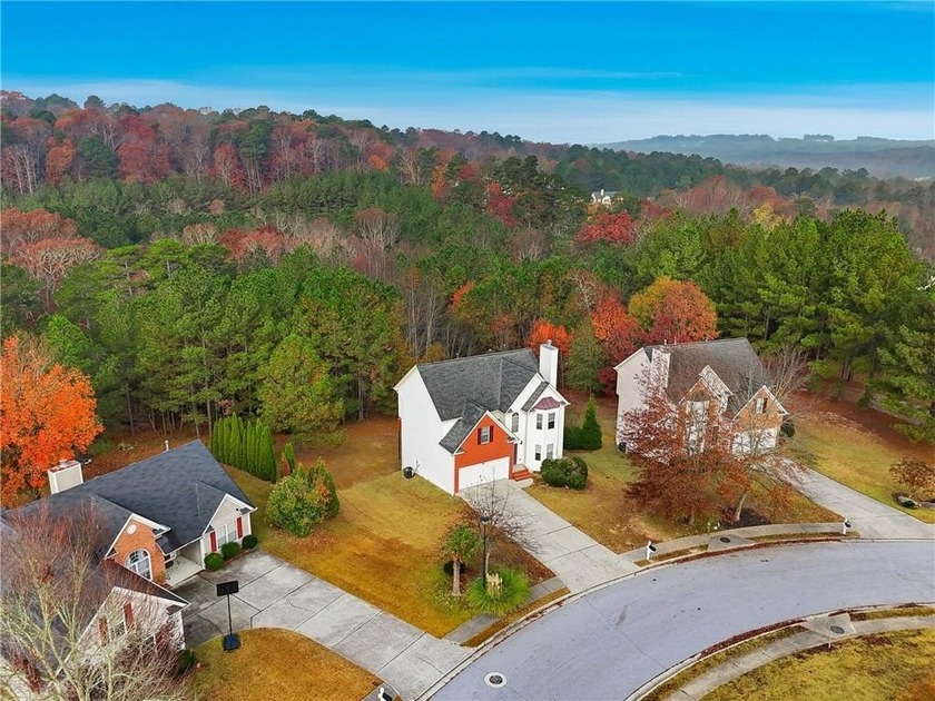 Beautifully renovated and move-in ready, this spacious 6-bedroom - photo 43