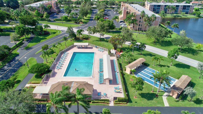 Introducing Huntington Lakes - an Active Adult Community that - photo 51