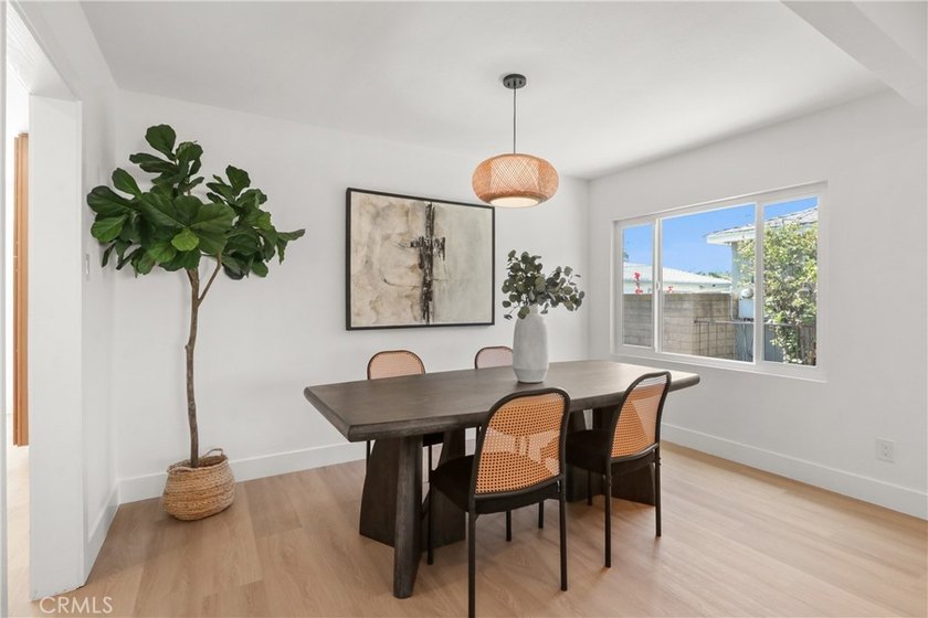 Beautifully remodeled 4-bedroom, 2-bath home in the heart of - photo 9