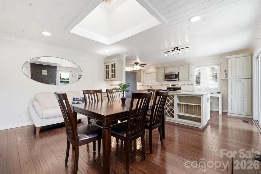 Sprawling waterfront ranch perfectly positioned on one of the - photo 20