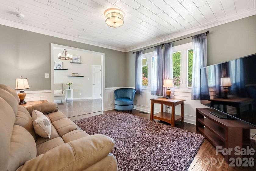 Sprawling waterfront ranch perfectly positioned on one of the - photo 27