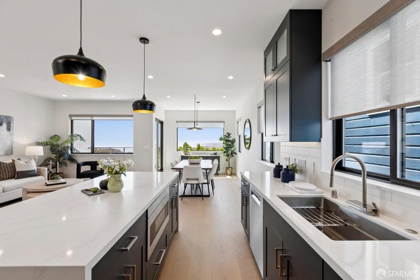 Introducing a truly exceptional offering in San Francisco. This - photo 24
