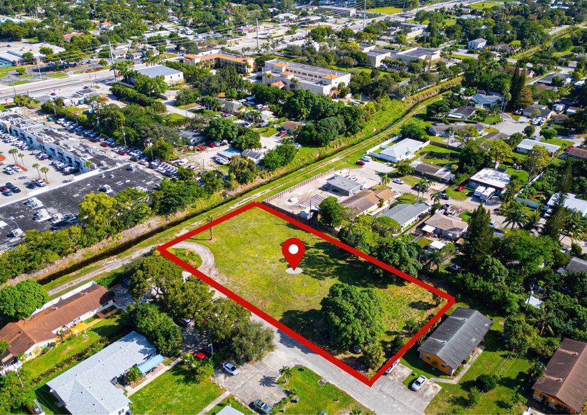 Rare development opportunity in Lake Worth Beach. 0.91 acre - photo 3
