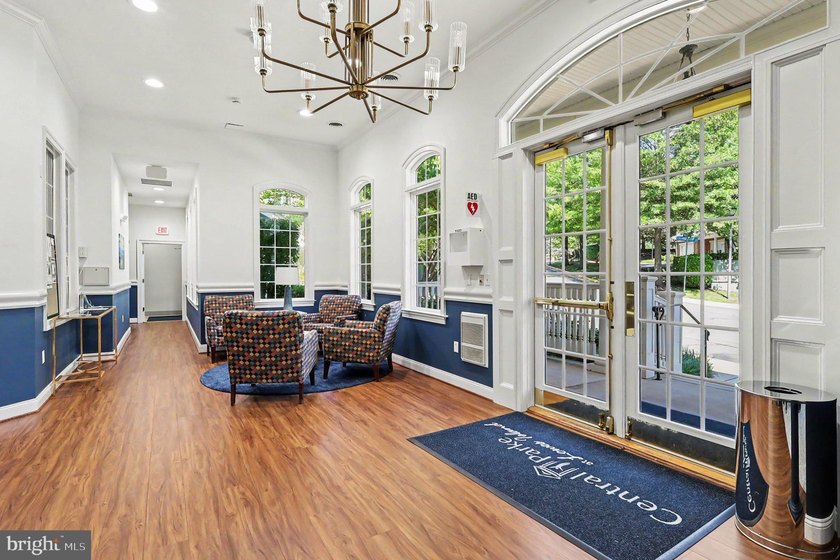 BACK ON THE MARKET AND BETTER THAN BEFORE - NEW CARPET - photo 39
