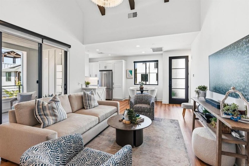 1602 San Remo Place 201 - photo 12