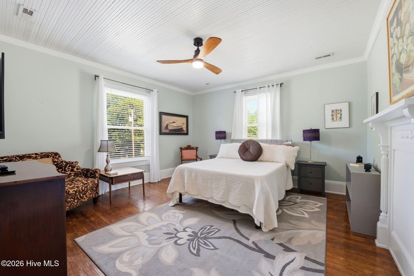 Step back in time to 1915 and discover one of New Bern's - photo 24