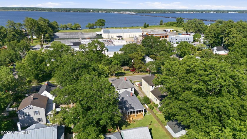 Step back in time to 1915 and discover one of New Bern's - photo 45