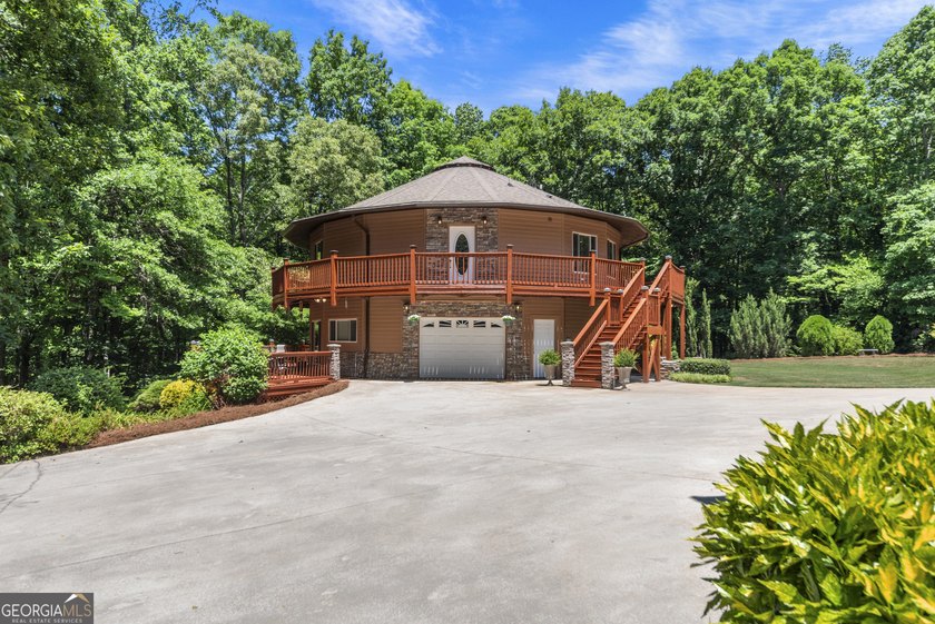 Tucked away on 5.38 peaceful acres, you'll find The LODGE at - photo 50