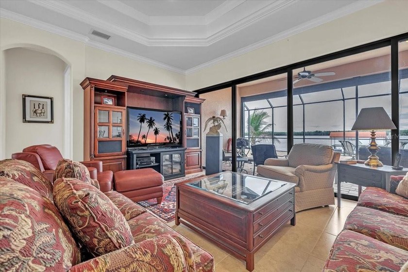 Luxury Riverfront Living -- Where Elegance Meets Everyday - photo 11