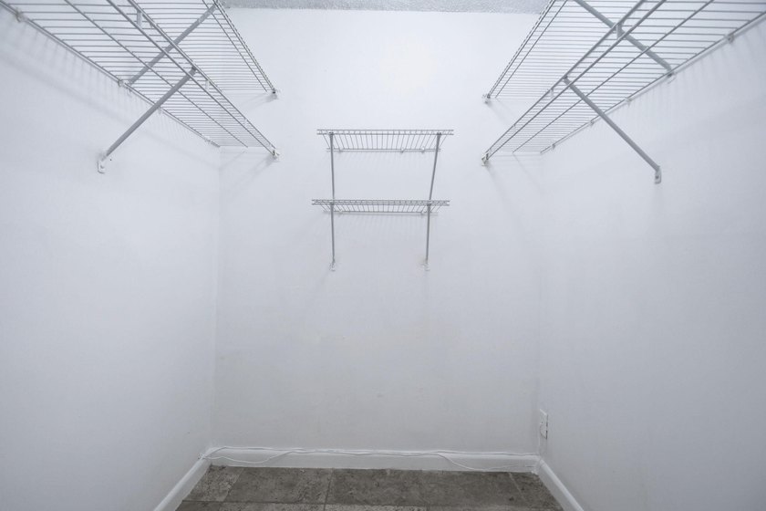 Beautifully maintained 2nd-floor 1-bedroom, 1.5-bath condo with - photo 16