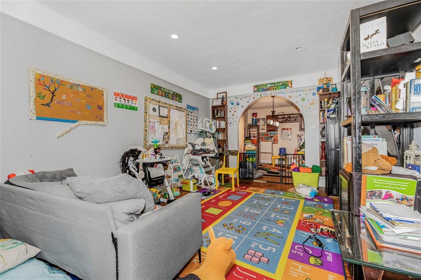 Welcome to 4101 Paulding Avenue, a charming brick single-family - photo 29