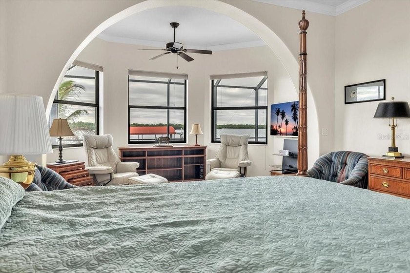 Luxury Riverfront Living -- Where Elegance Meets Everyday - photo 35