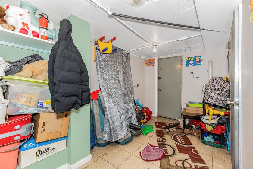 Welcome to 4101 Paulding Avenue, a charming brick single-family - photo 35
