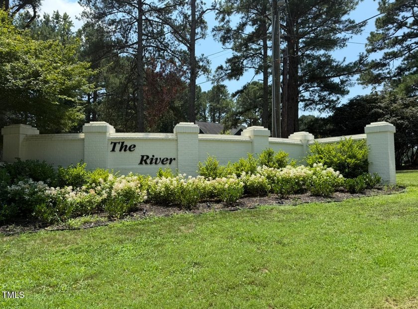 Welcome to your nearly new staycation home at The River at Lake - photo 37
