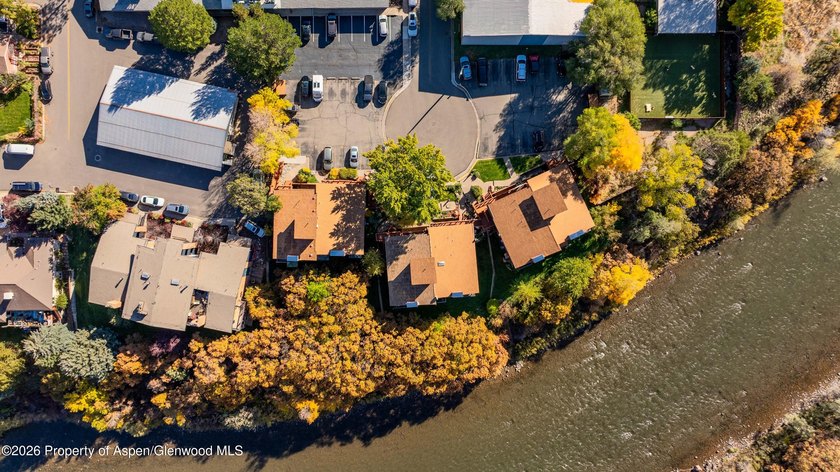 Wake up to the soothing sounds of the river in this beautifully - photo 17