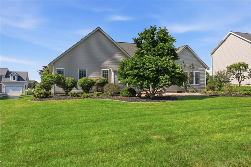 Welcome Home to 1024 Pondbrook Point! This charming - photo 29