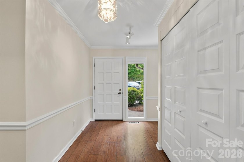 New Paint with Beautiful Light! Condo in The Timbers- move-in - photo 37