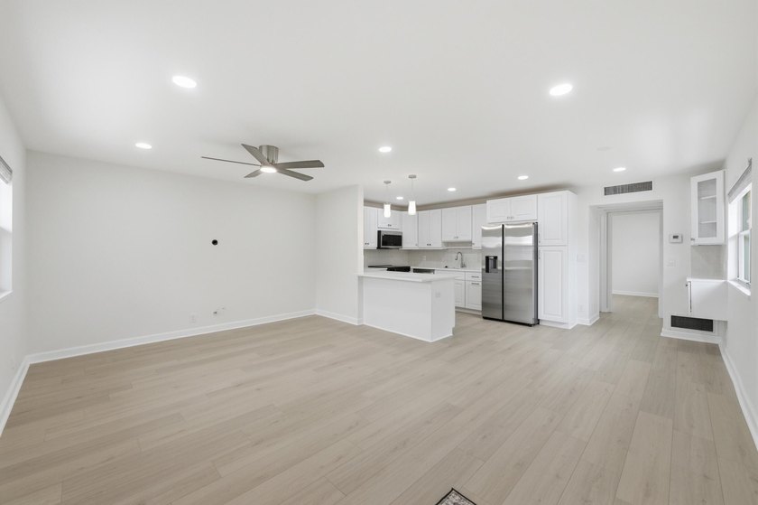 OWNER FINANCING WITH 6% DOWN Welcome to this impeccably updated - photo 8