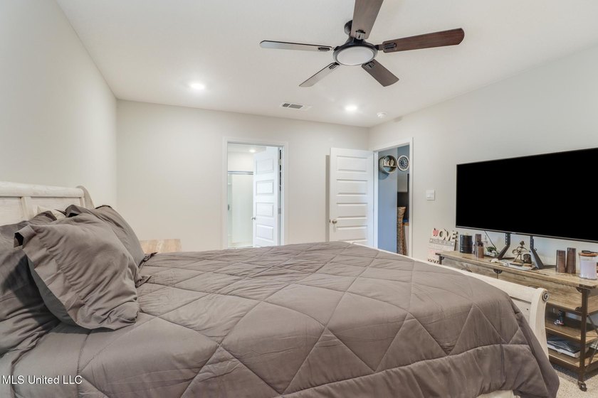 New price! Unlike new builds, this home is truly move-in ready - photo 9
