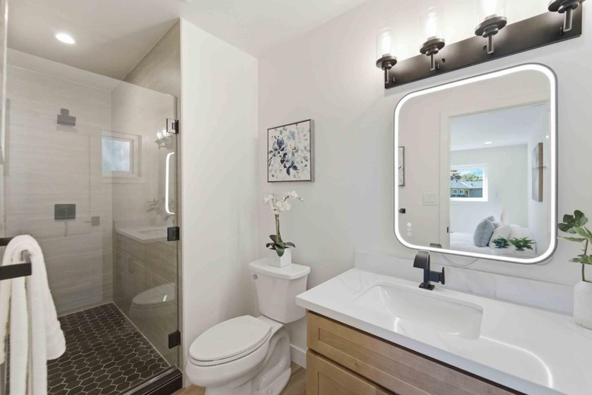 Welcome to 1075 Cloverbrook Drive, a beautifully remodeled home - photo 13