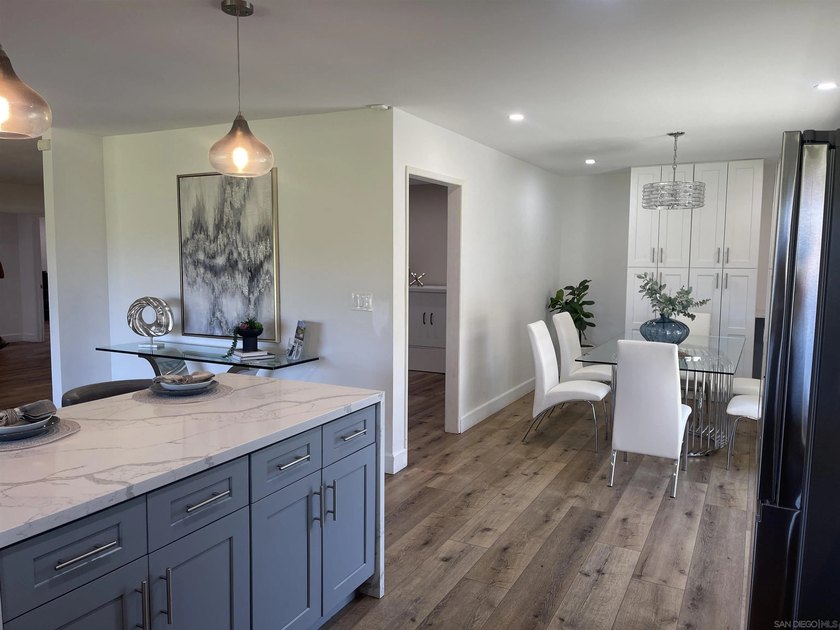 Golf Course &amp; Mountain Views from this beautifully updated - photo 20