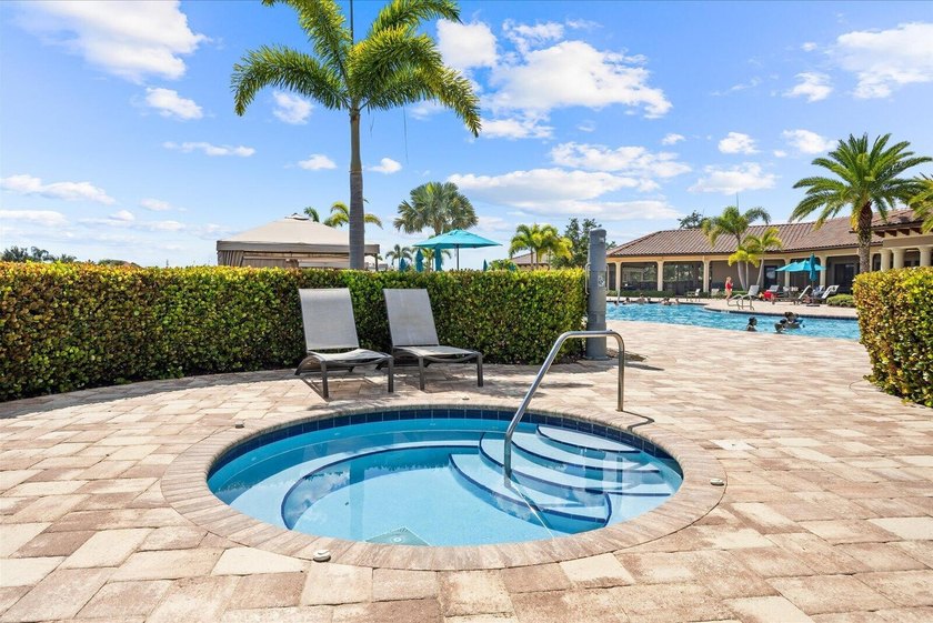 Premium corner homesite in Veranda Gardens with only one - photo 36