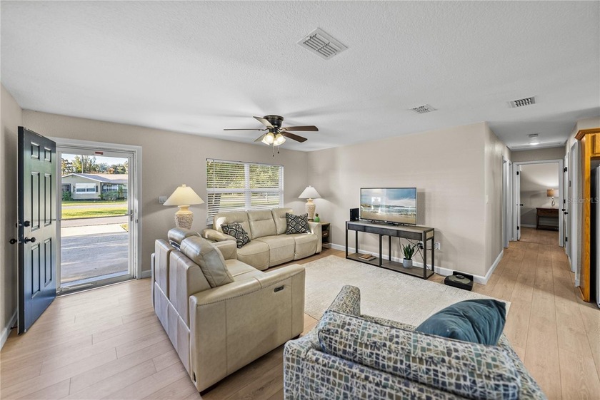 New Price on this Charming 3BR/2BA lakefront home on Lake Reedy! - photo 3
