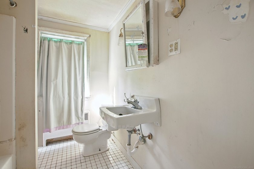 Nestled in one of West Hartford's most desirable neighborhoods - photo 13