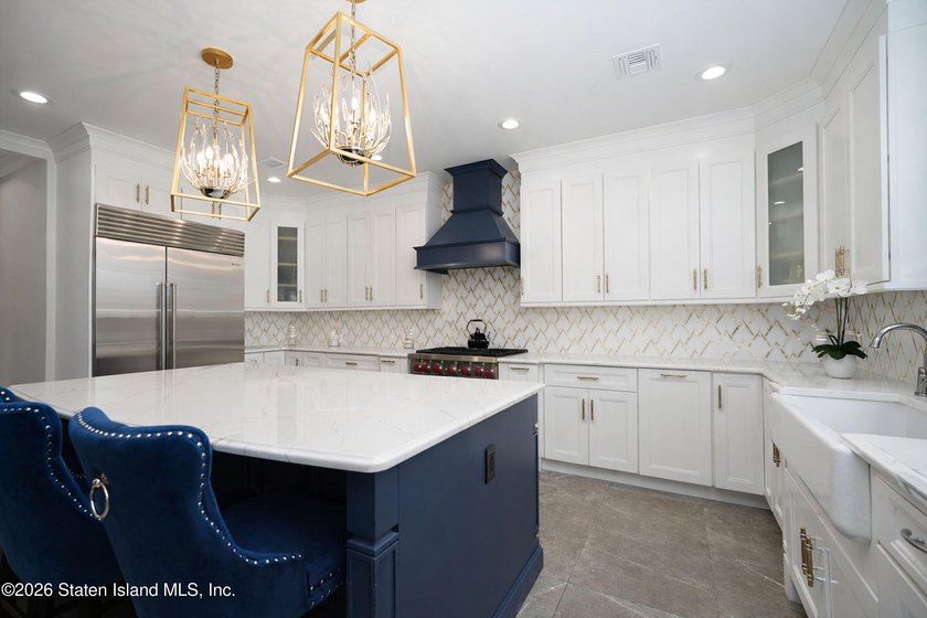 Welcome to 37 Torrice Loop - 2 Family Detach Home with a 1 - photo 16