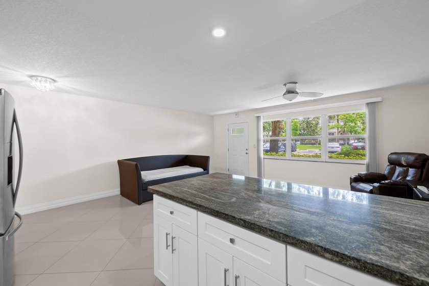 Enjoy peaceful lake and fountain views from this beautifully - photo 6