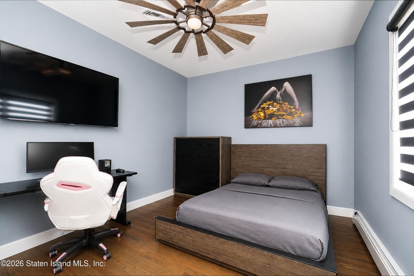 Welcome to 37 Torrice Loop - 2 Family Detach Home with a 1 - photo 30