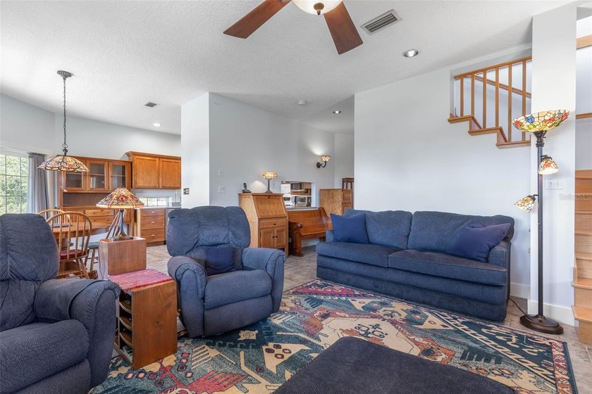 Welcome to your rare, Old Florida 1.45 Acre compound, steps away - photo 17