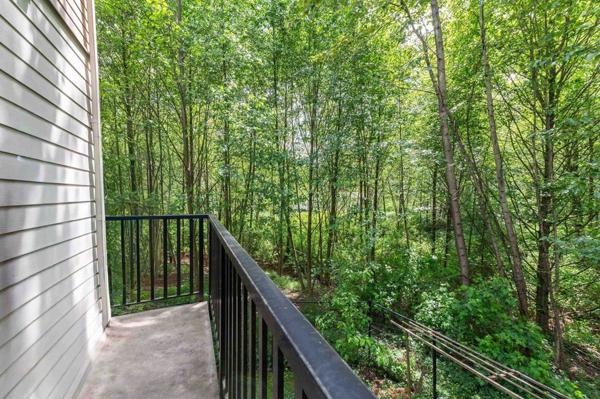 GUILDFORD GREEN complex! Fabulous CORNER unit offering nearly - photo 21