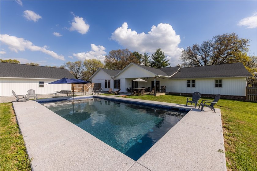 Welcome to The Bentonville Trailside Homestead, a beautifully - photo 6