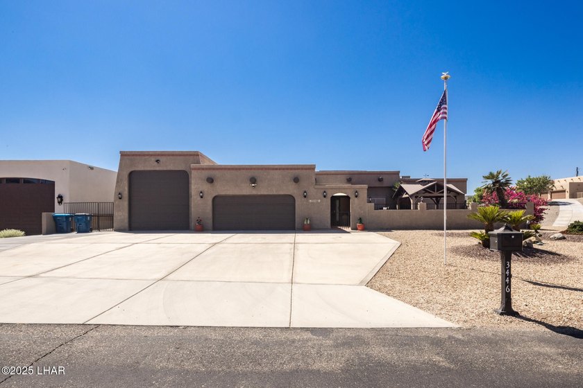 Welcome to this beautifully maintained home tucked away in a - photo 4